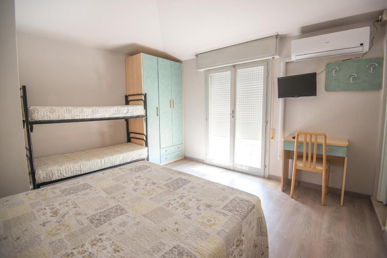 Hotel Avenusta Viserba Di Rimini Zewnętrze zdjęcie